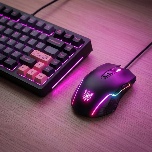 ONIKUMA CW905 Gaming-Maus Schwarz mit 6400 DPI, programmierbaren Tasten und RGB-Beleuchtung für PC-Gamer - Bild 1