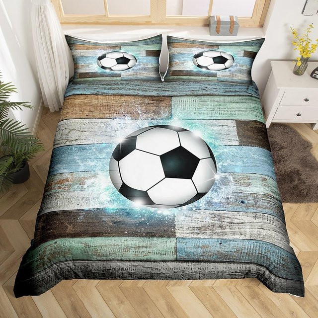 Fußball Bettwäsche-Set Your Warm Home aus Polyester in Schwarz-Weiß mit 3D-Sportdesign für Kinder, bestehend aus 1x Bettbezug und 2x Kissenbezügen, B/H: 135 x 200 cm, Kissen: 50 x 70 cm - Bild 1