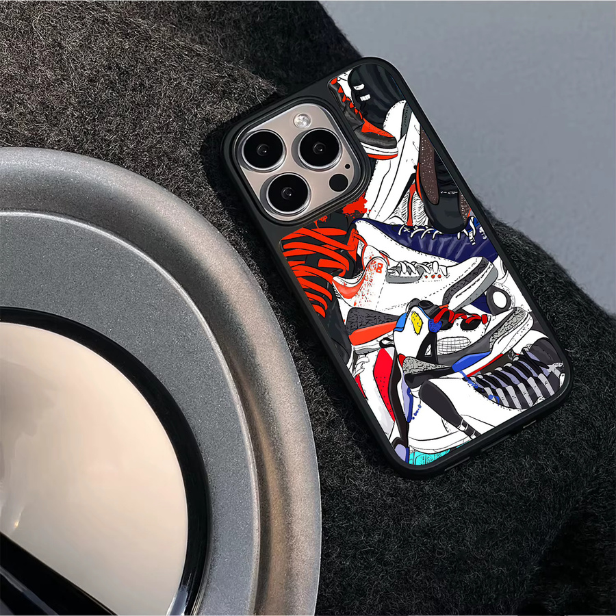 VNTK Basketball Handyhülle für iPhone 11 bis 16 Pro Max in Multicolour mit Anti-Drop Schutz und Sportschuhe Design - Bild 3