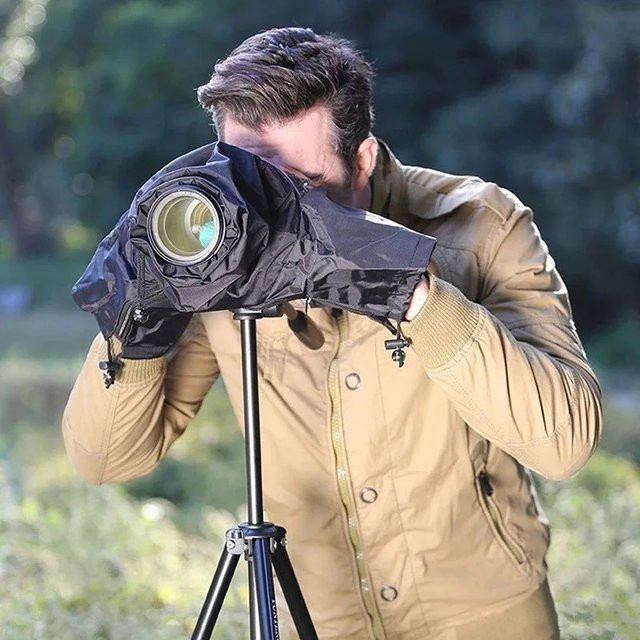 Outdoor DSLR-Kamera Regenschutz in Schwarz für mittlere Teleobjektive zum Schutz vor Regen und Staub - Bild 1