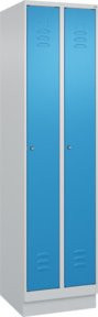C+P Spind Classic PLUS Garderobenschrank mit Sockel, 2 Abteile, Zylinderschloss und 3 Garderobenhaken, Farbe: grau/blau, H x B x T: 195 x 50 x 50 cm - Bild 1