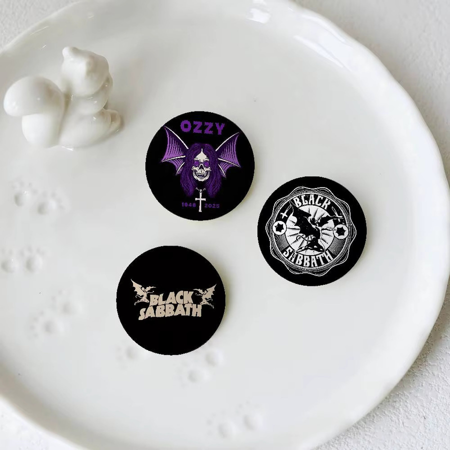 Coo-Black Sabbath-OzzyS Anstecknadel, Metall, Unisex - Bild 4