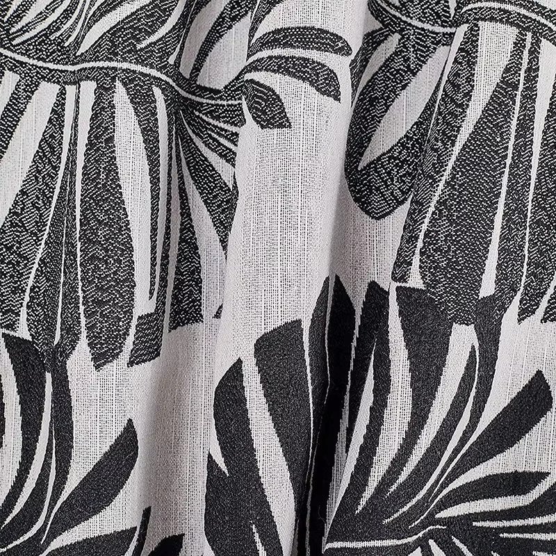 Dekorativer Kissenbezug in Rot von inyahome mit floralem Blattmuster im Jacquard-Design, B/B/H: 45 x 45 x 1 cm - Bild 3