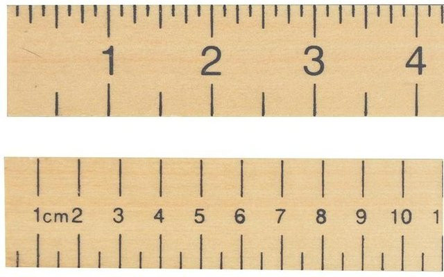 R.s.t. Faltmaßstab aus Hartholz in Tropenregenwald-Farbe (Braun/Beige) - Bild 1