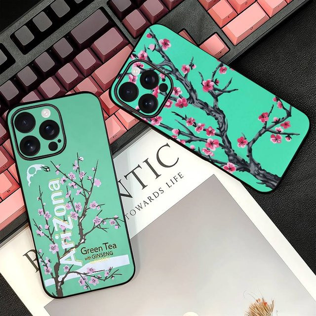 Vaporwave AriZona Iced Tea Handyhülle für iPhone 13-16 Plus Pro Max in Multicolour mit Satin-Glanz-Finish - Bild 1