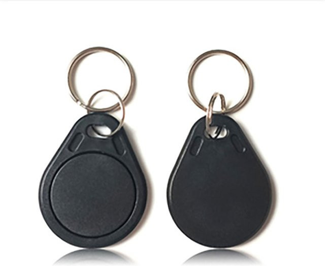 YEVERAXIN Ntag215 NFC-Tags Schlüsselanhänger in Schwarz, 13,56 MHz ISO14443A RFID Typ2 für NFC-fähige Telefone, 5/10 Stück - Bild 1