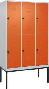 C+P Doppelstock-Spind Classic PLUS mit 3 Abteilen, Sicherheits-Drehriegel, Farbe RAL 2004 Reinorange, B/T/H: 212 x 120 x 50 cm - Bild 1