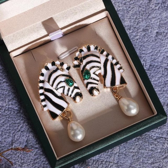 Hängeohrringe Zebra Kopf Form, Perle, Messing, Gold, Damen - Bild 1