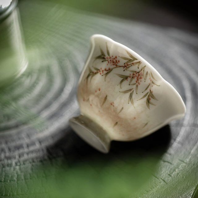 Handbemalte Keramik-Teetasse in Orange mit Regen-Design für dein Gongfu-Teeservice und die chinesische Teezeremonie - Bild 1