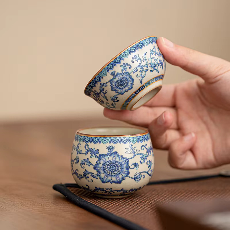 Ru Ofen Keramiktasse in Blau und Weiß für Pu'er Tee und Kung Fu Tee-Verkostung - Bild 4