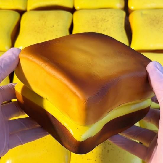 Vogue Wardrobe Brot Butter Quetschspielzeug Weich Langsam Aufgehend Stressabbau Fidget Spielzeug - Bild 1