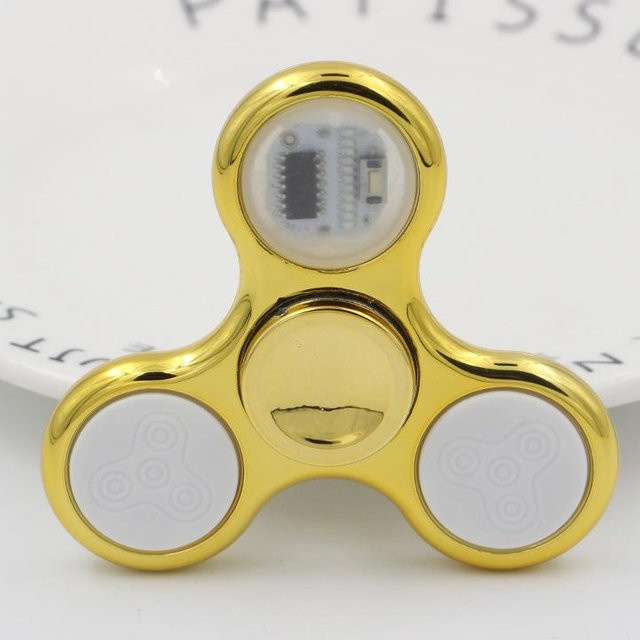 Crystal 1 LED-Flash-Wort-Licht-Finger-Gyro-Dekompressionsspielzeug, beige - Bild 1