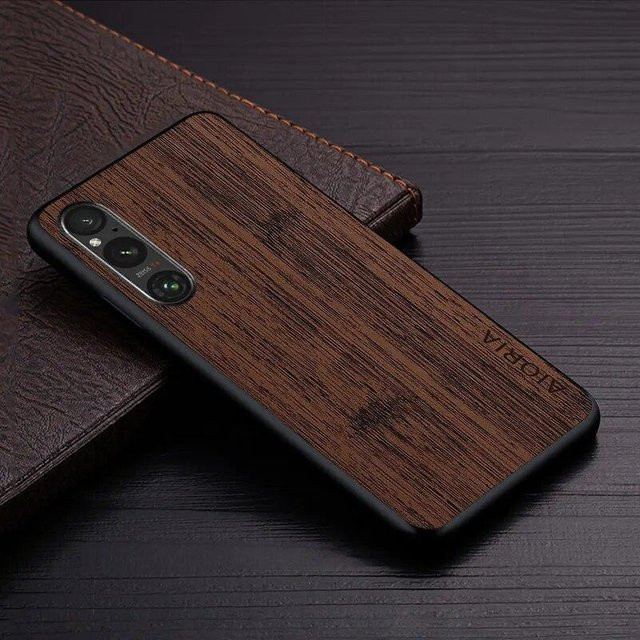 Sony Xperia 1 V, 10 V und 5 V Schutzhülle aus Leder mit Bambus-Holzmuster in Kaffeebraun - Bild 1