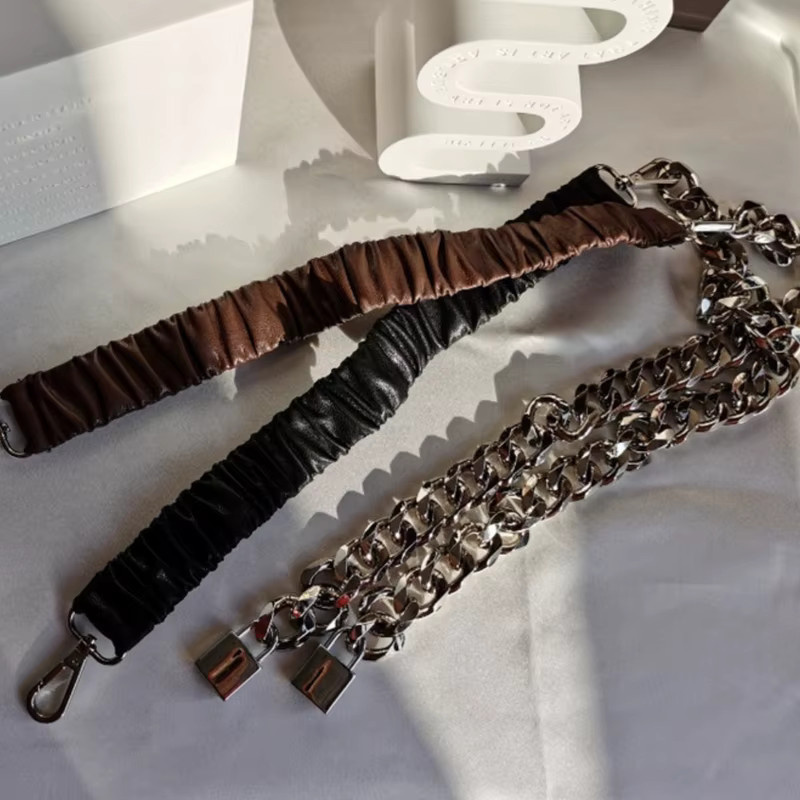 Elastischer Ledergürtel mit Silberkette, Damen - Bild 2