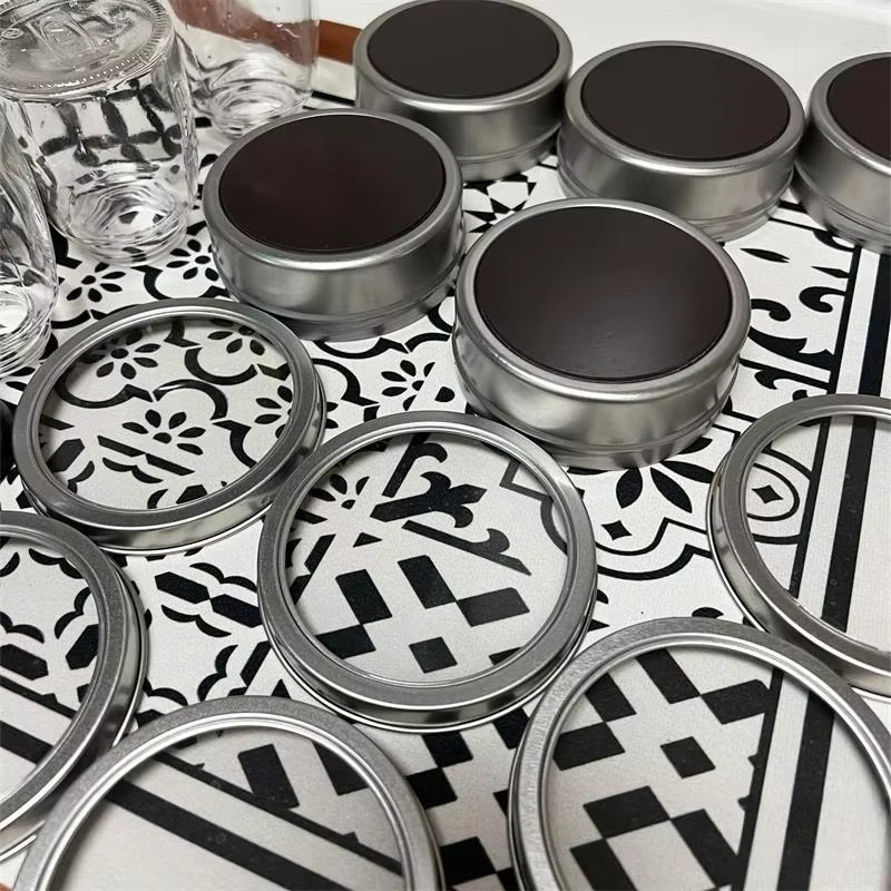 Magnetische Gewürzbehälter aus Weißblech und Glas in Silber mit transparentem Deckel, Wandmontierte Gewürzaufbewahrung Set - Bild 2