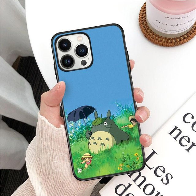 Handyhülle mit Totoro Anime Motiv für iPhone 14 13 12 11 Pro Max X XS XR SE in Schwarz von mart181 - Bild 1