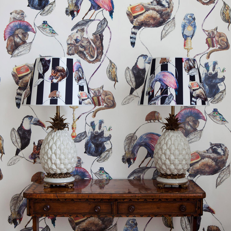 House of Hackney Tapete Hackney Empire in Weiß und Multicolour mit Animal Print Design - Bild 1