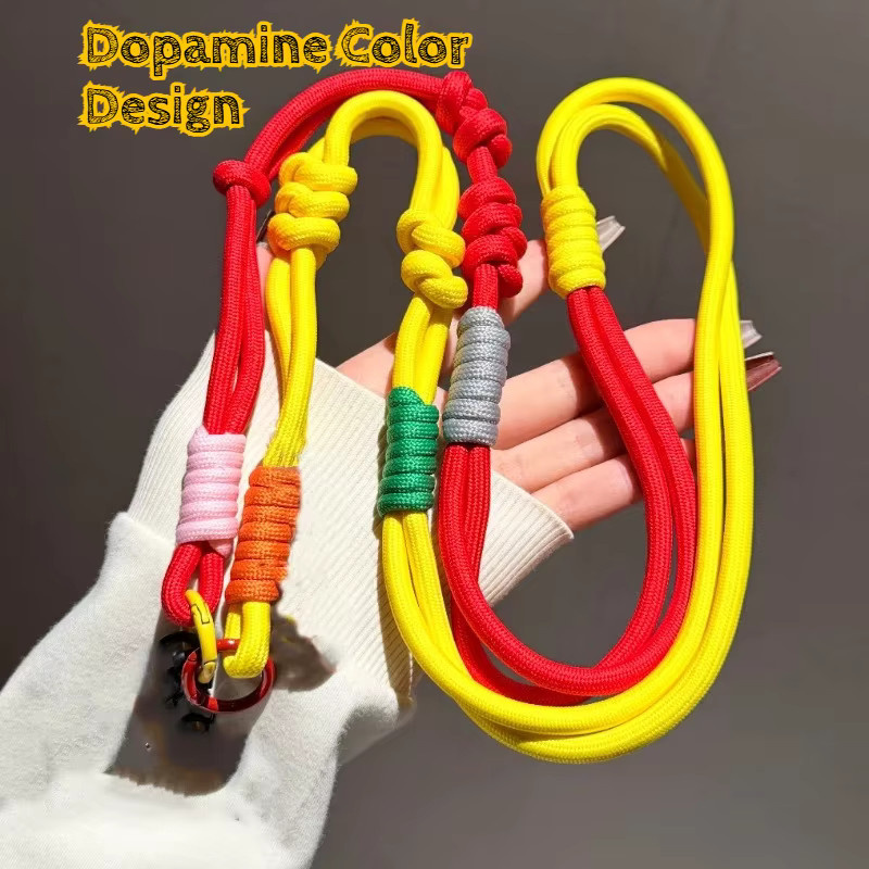Dopamin-farbige Handykette mit verstellbarem Crossbody-Riemen und Charms als Anti-Verlust Halsriemen in Multicolour - Bild 1