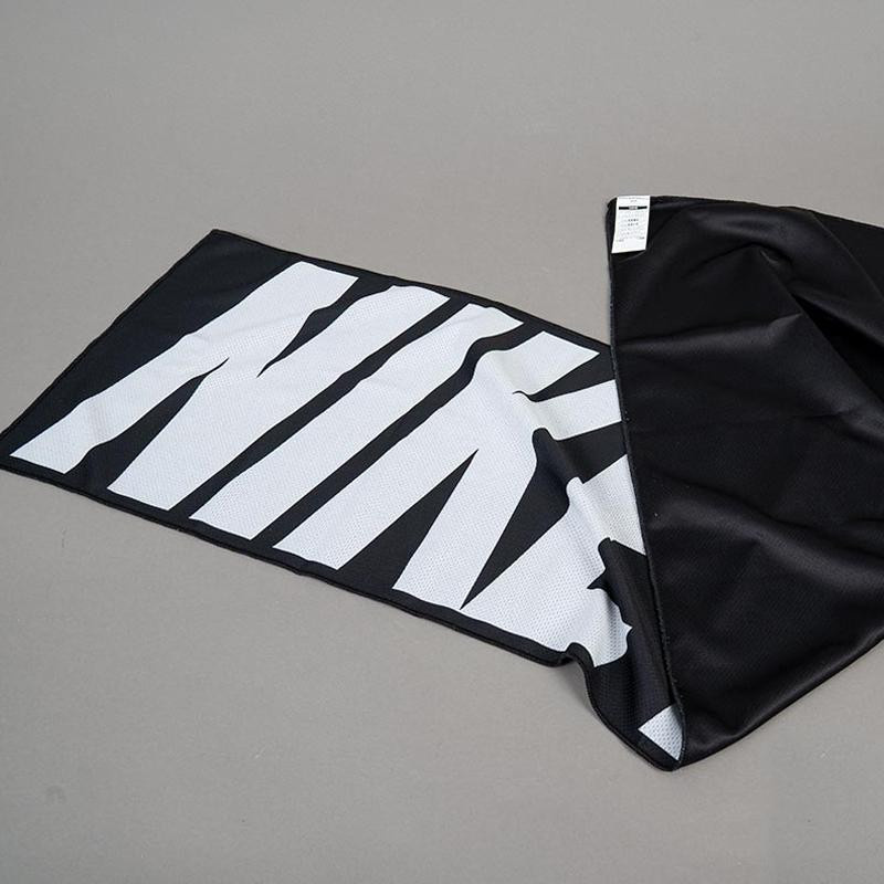 Nike Handtuch Schwarz FN0414-010 - Bild 2