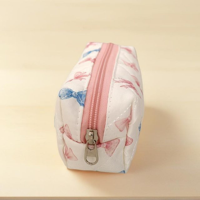 Kirsche und Blumen Federmäppchen mit Schleifen-Design als große Kapazität Stiftebeutel und Kosmetiktasche für Schüler in Mehrfarbig - Bild 1