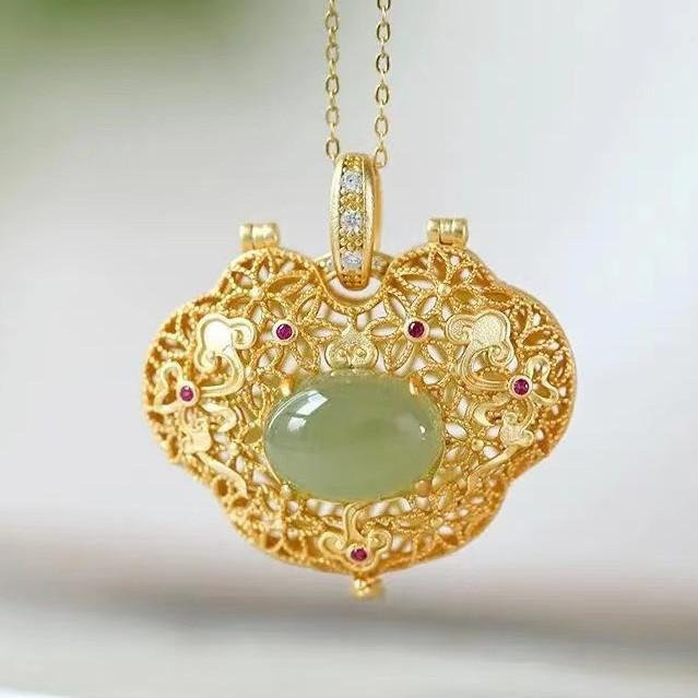 Halskette mit Hetian-Jade Anhänger, Messing, Gold, Damen - Bild 1