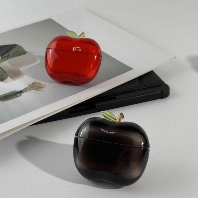 Sturzsichere AirPods Pro Kopfhörerhülle in Rot und Grün, transparentes Design mit Weihnachts-Motiv - Bild 1