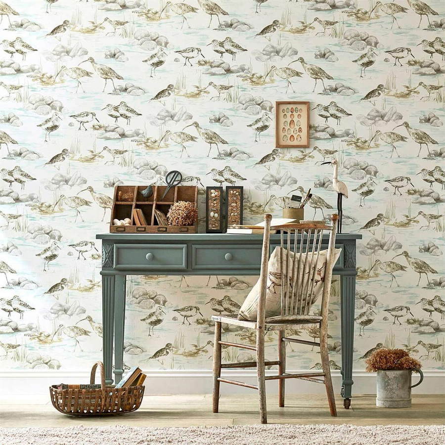Sanderson Tapete Estuary Birds in Mist/Ivory mit floralem Tier- und Pflanzenmotiv - Bild 1