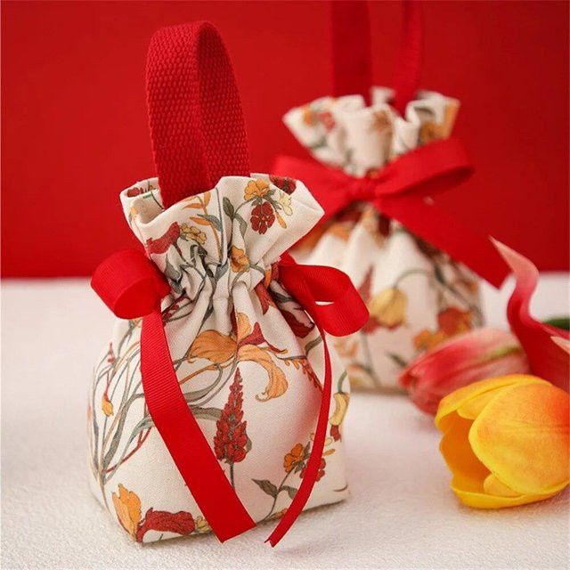 LChome Geschenkpaket aus Segeltuch in Rot mit Perlenschnur für muslimische Feiertage und Kinderschmuck - Bild 1