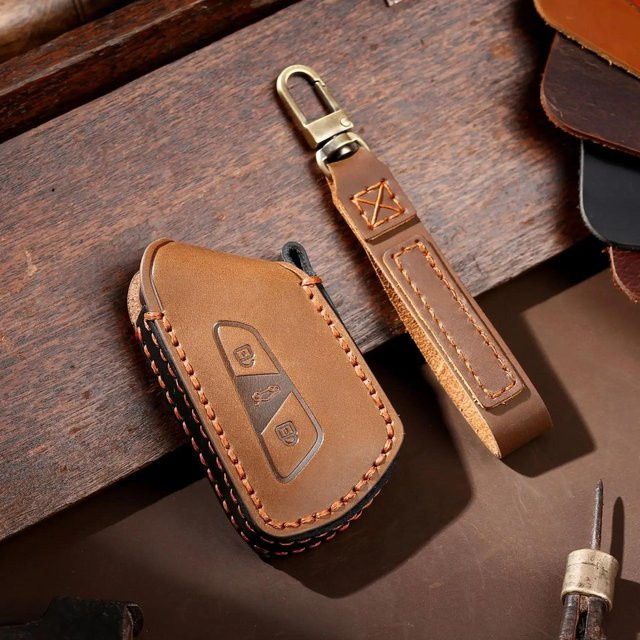Leder Schlüsselhülle Etui für Volkswagen VW Golf 8 ID.6X Crozz Mk8 und Skoda in Braun - Bild 1