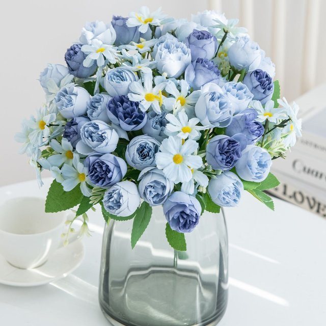 TTCY Künstliche Seidenrosen Kranz in Blau für Hochzeit und Valentinstag - Bild 1