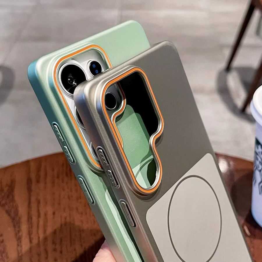 Magnetische Handyhülle mit mattiertem Metallic-Lack für Samsung Galaxy S26 Ultra S25 S24 S23 FE Plus in Orange mit MagSafe Kompatibilität für kabelloses Laden - Bild 3