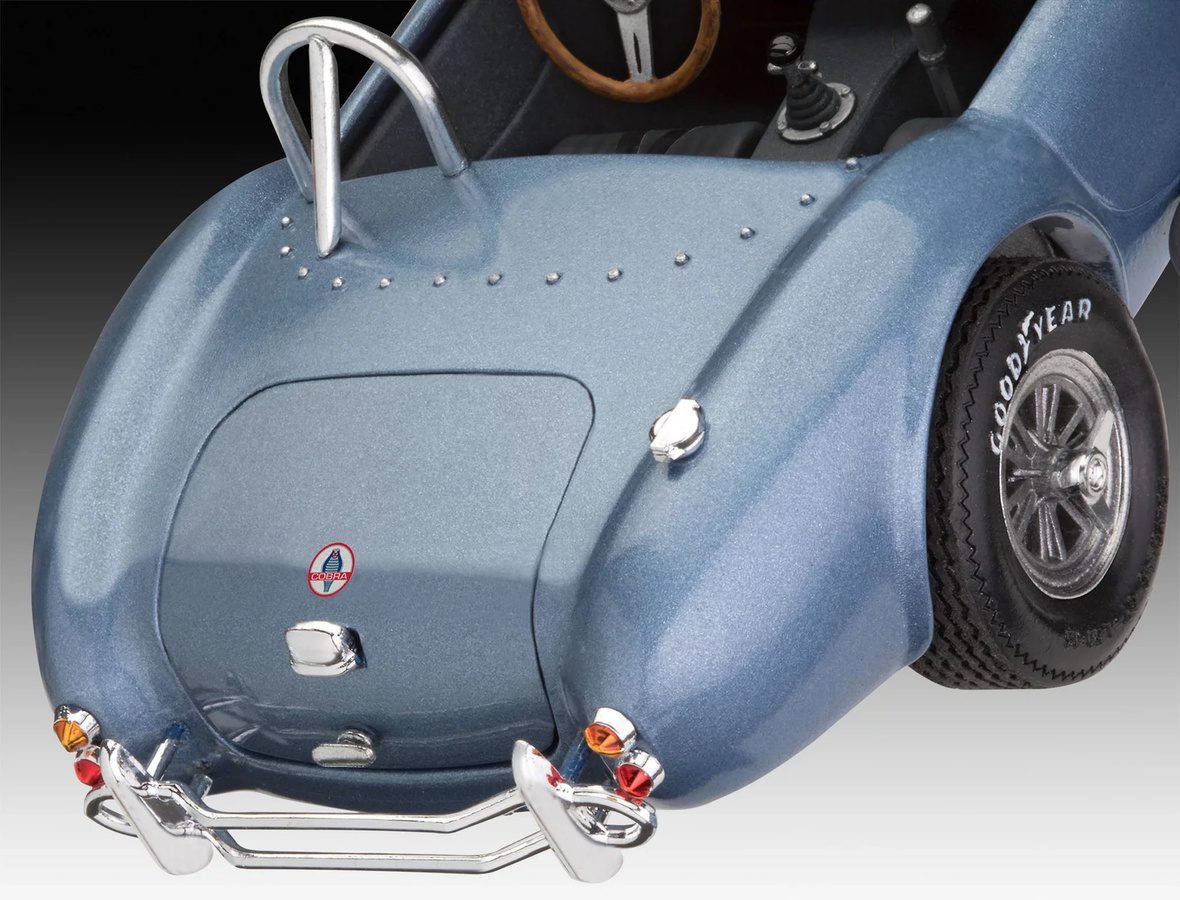 Revell Shelby Cobra, Automodell Bausatz, 1:25, ab 12 Jahren - Bild 6