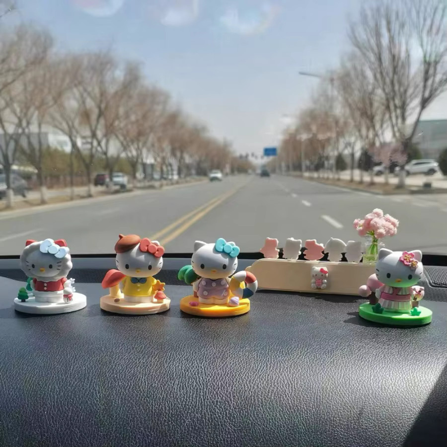 Sanrio Hello Kitty Blind Box Vier Jahreszeiten Stil Sammelfigur für Mädchen in Mehrfarbig - Bild 2