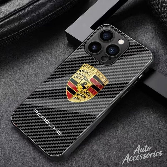 Porsche Felgen Handyhülle in Black mit Kohlefaser-Design für iPhone 16 15 14 13 12 11 Pro Max Plus XR XS - Bild 1