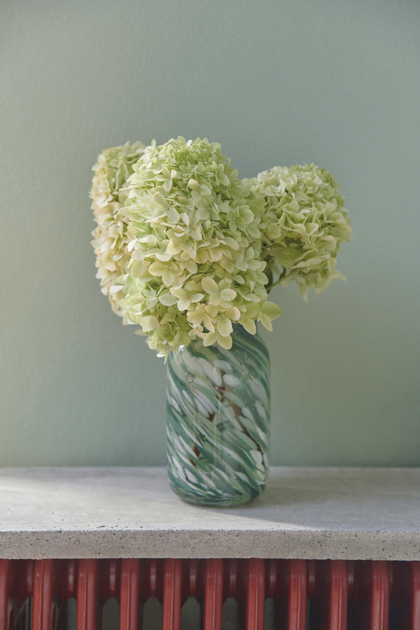 HAY Splash Vase in Mehrfarbig mit Pünktchen-Design aus Buntglas - Bild 2