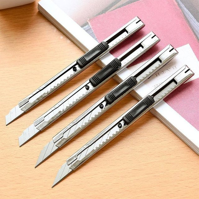 10er Set Künstler-Bastelmesser aus Edelstahl in Silber für Büro und Handwerk - Bild 1