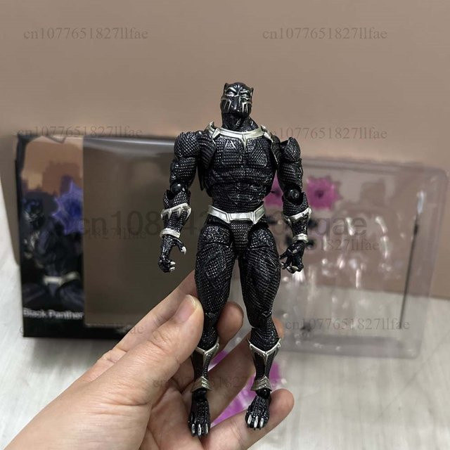 Mafex Black Panther, Actionfigur, Marvel, mit beweglichen Gelenken - Bild 1