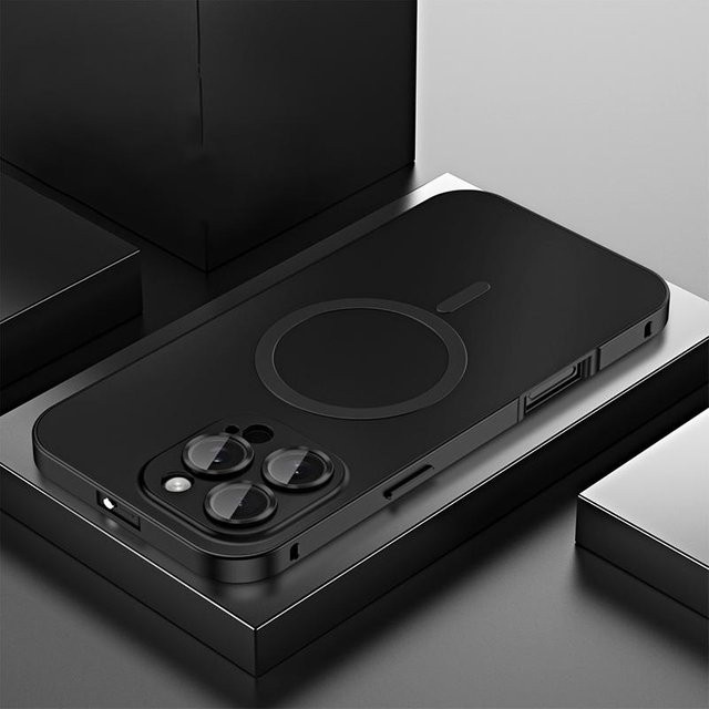 Magnetische Metall-Schutzhülle für Apple iPhone 12 bis 16 Pro Max und 14 Plus mit MagSafe-Unterstützung und Aluminiumrahmen in Schwarz - Bild 1