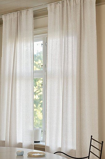 BELLA Bouclé-Vorhang von Jotex im 2er-Pack, semi-transparent, Weiß, Höhe: 145 cm - Bild 1