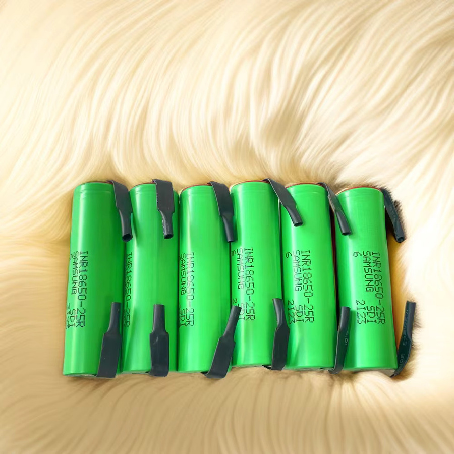 Aimjin INR18650 25R Akku 2500mAh 3,7 V wiederaufladbare Lithium-Ionen-Batterie mit Lötstiften in Grün - Bild 3