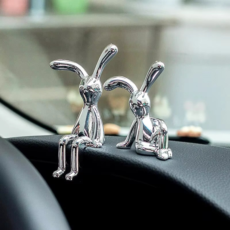 Set aus 2 dekorativen Kaninchen-Statuen im Cartoon-Stil, silberfarbene Tischdekoration für Wohnzimmer, Schlafzimmer oder Auto - Bild 2