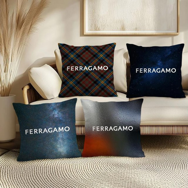F-Ferragamo Kissenbezug aus weichem Kurzplüsch in Schwarz und Multicolour, B/B: 30 x 30 cm - Bild 1