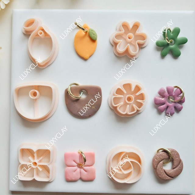 6 Stück hohle Blumenformen aus Ton für die Herstellung von Creolen und Schmuck mit geprägten Blumenmustern - Bild 1