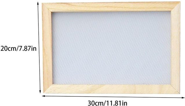 DIY Papierherstellungsrahmen aus Holz für Handarbeit und Papierrecycling von Found Comfort in Braun und Beige - Bild 1