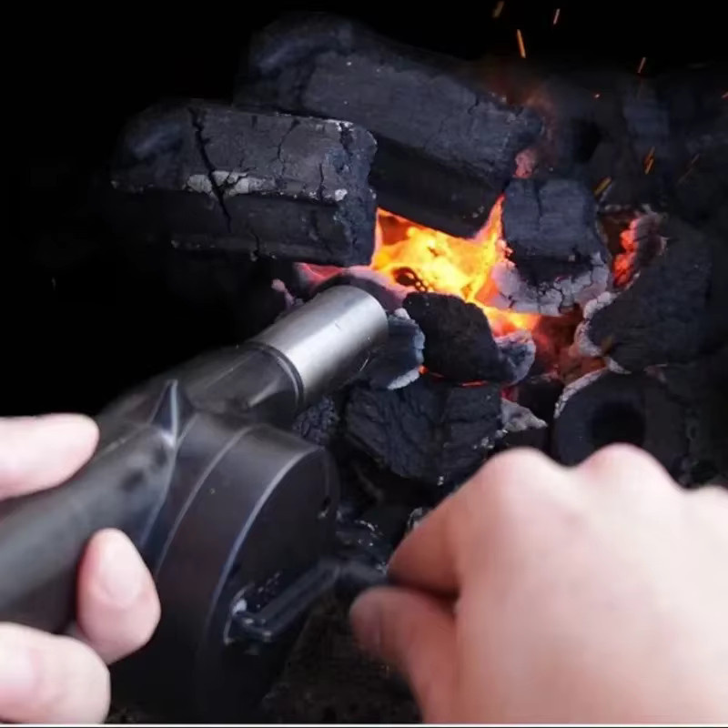 HOCOSHINE Tragbarer Handkurbelventilator als manuelles Luftgebläse und Feuerstarter in Schwarz für BBQ, Camping und Picknick - Bild 4