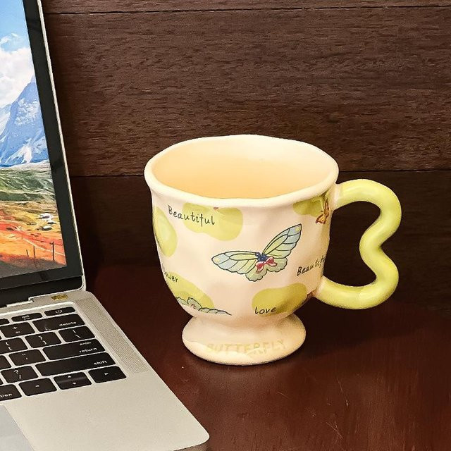 Schmetterlingstasse aus Keramik mit hohem Fuß im Ins-Stil, 400 ml, Yiran toy 1, mehrfarbig - Bild 1