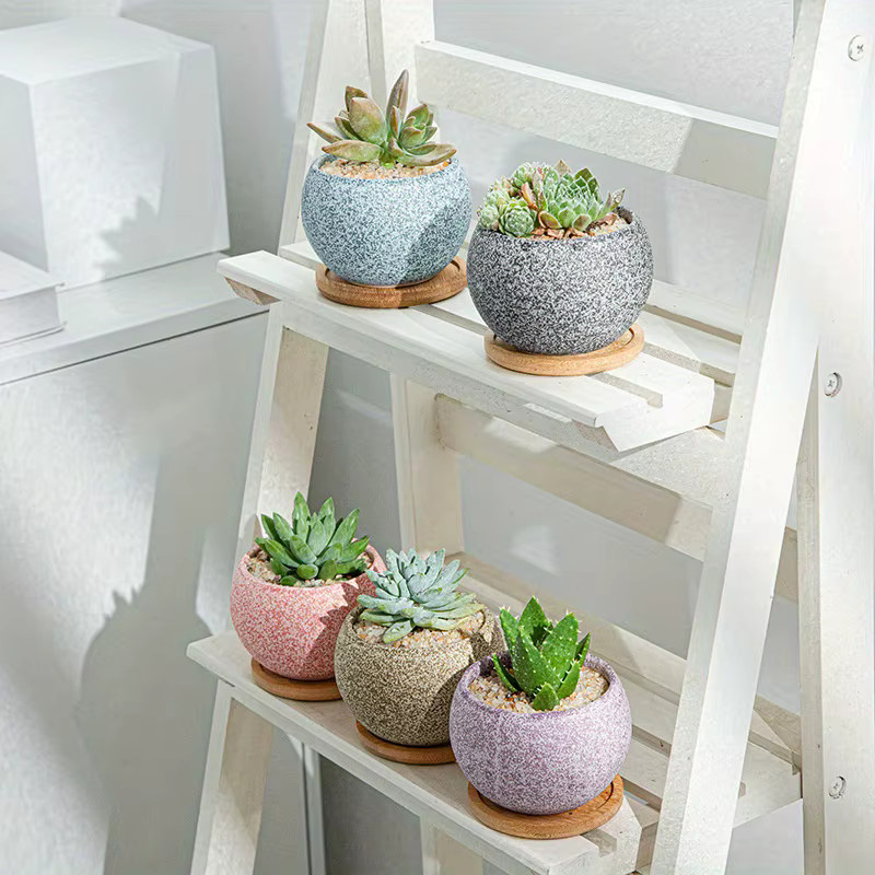 Kreativer Keramik-Blumentopf in Blau für Sukkulenten und Zimmerpflanzen, rundes Pflanzgefäß für Indoor und Outdoor, B/T/H: 8,5 x 6,3 x 1,0 cm - Bild 2