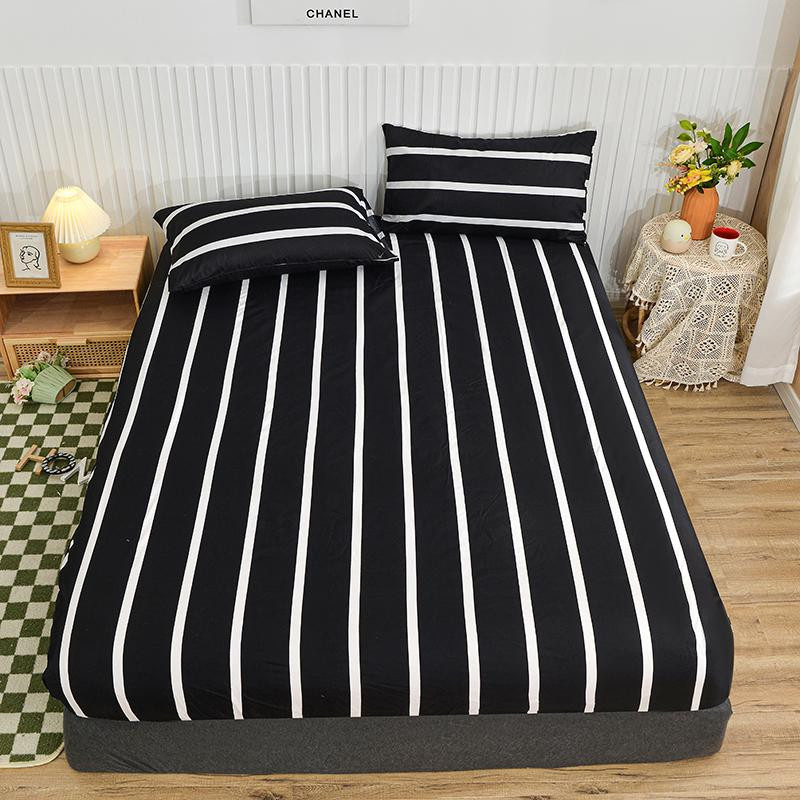 Gestreiftes Spannbettlaken von Your Warm Home in King Size, B/B/H: 90 x 200 x 25 cm - Bild 3