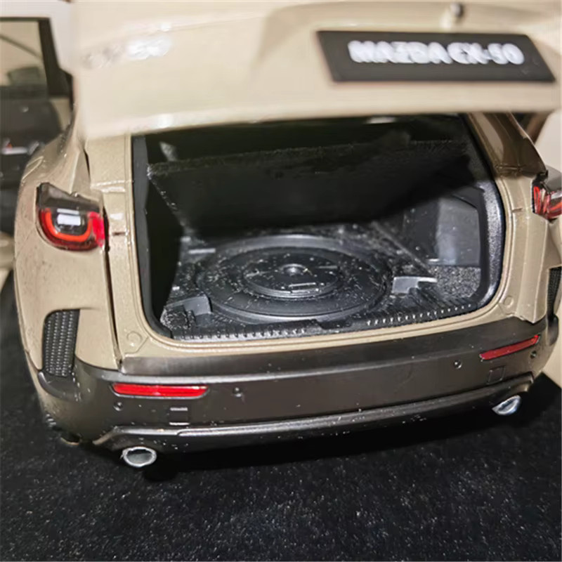 MAKEDA Mazda CX50 CX-50 Geländewagen, Auto Modell, 1:18, Metall - Bild 5
