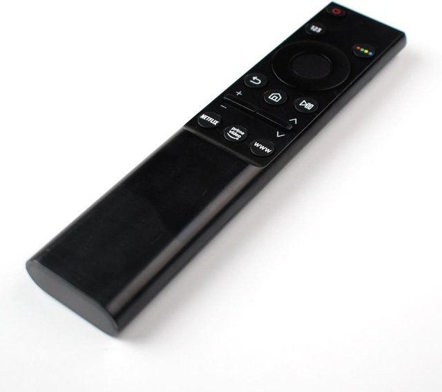Samsung Smart-Fernbedienung in Schwarz BN59-01357 - Bild 1